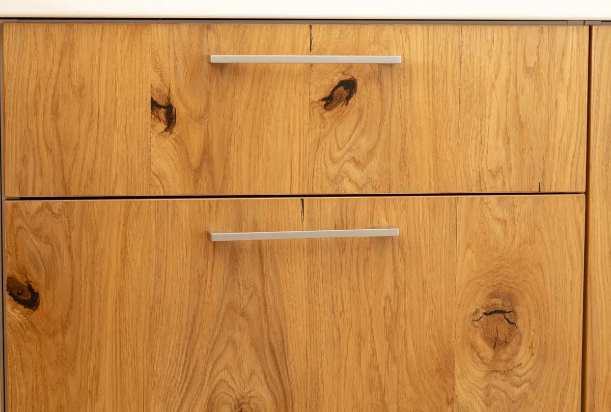 Design of kitchen cabinets from solid wood