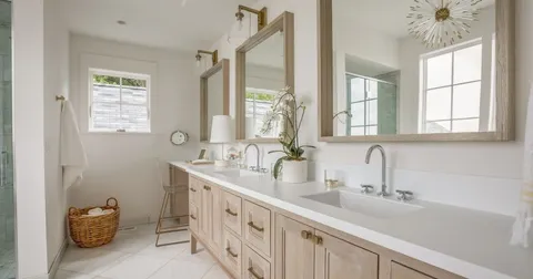 7 Beautiful Vanity Ideas for Your Bathroom Remodel in Bellevue