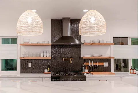 Smart Kitchen Storage Ideas for a Clutter-Free Space
